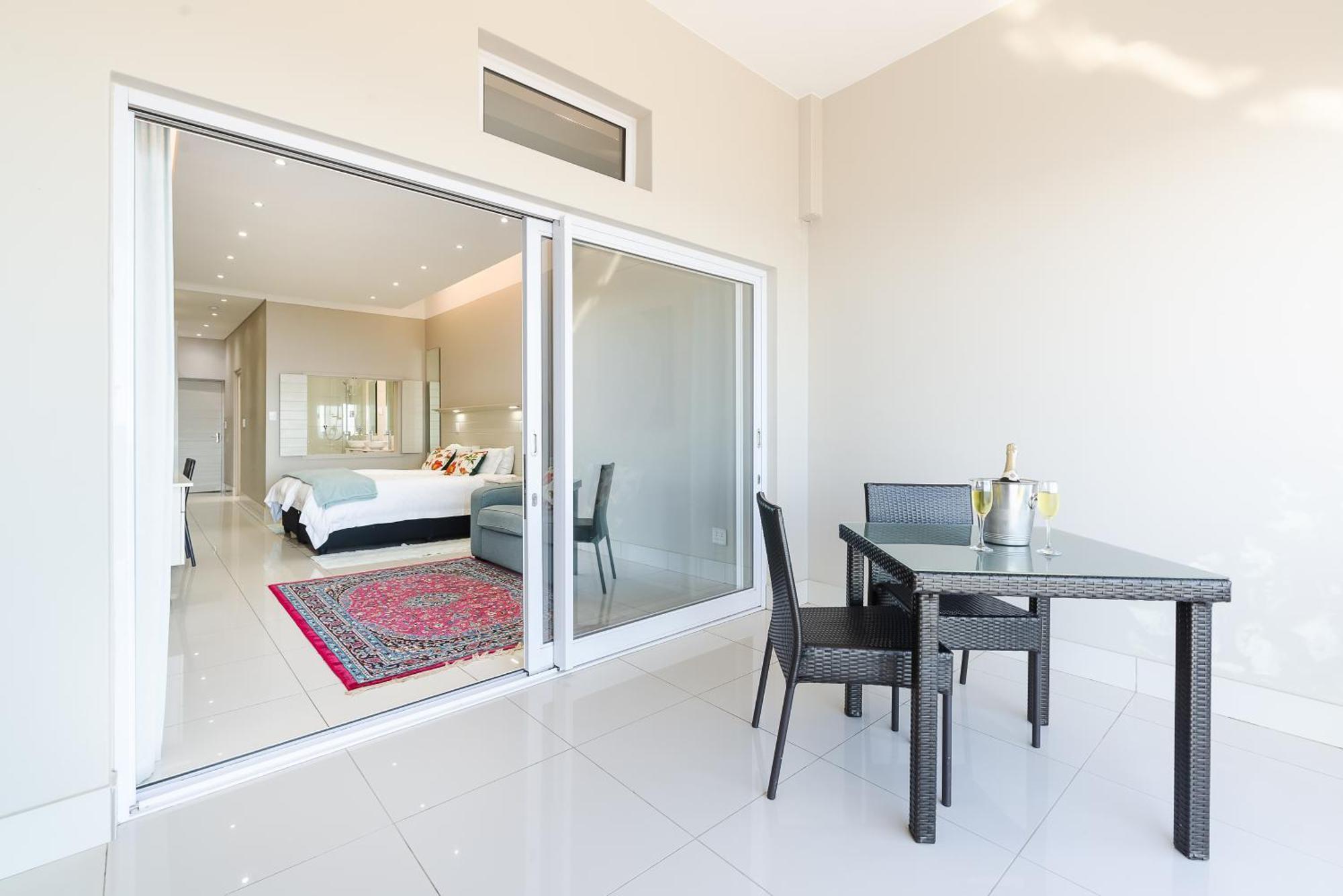 Camps Bay Blue Self-Catering Studios Cape Town Eksteriør bilde
